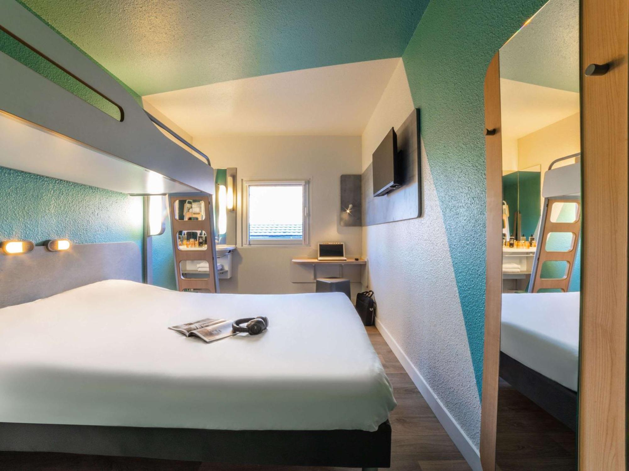 Ibis Budget Sucy En Brie Luaran gambar