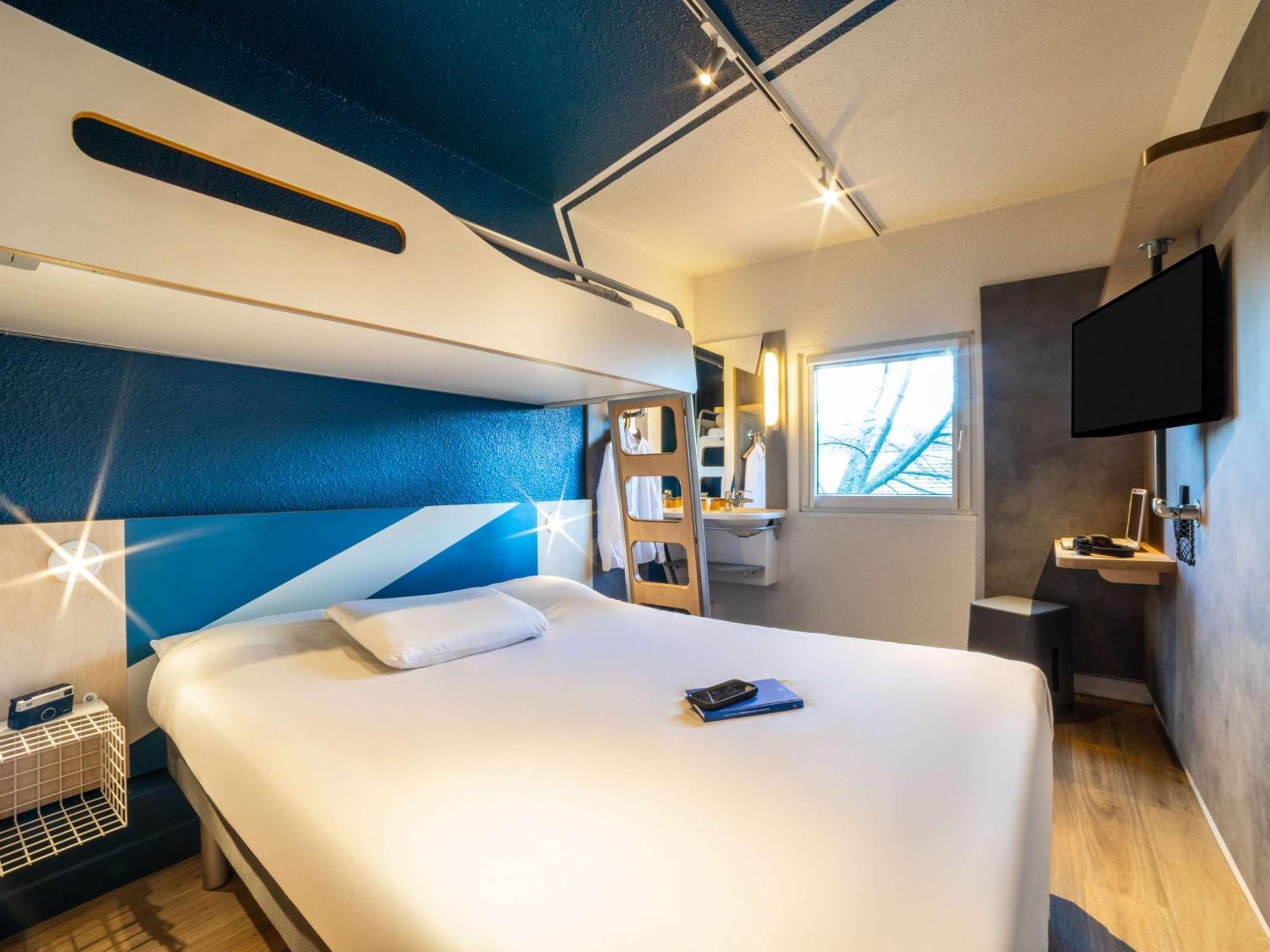 Ibis Budget Sucy En Brie Luaran gambar