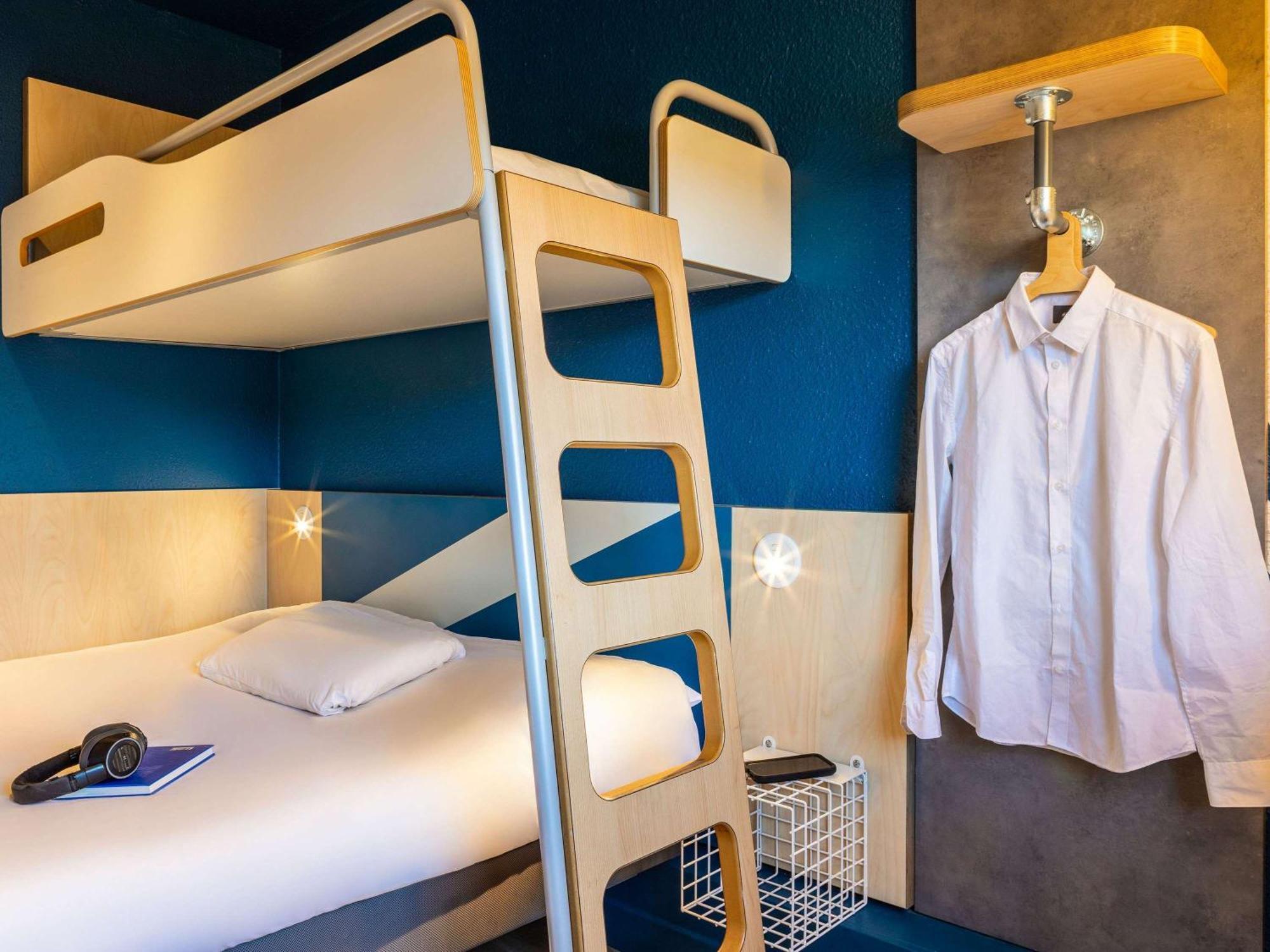 Ibis Budget Sucy En Brie Luaran gambar