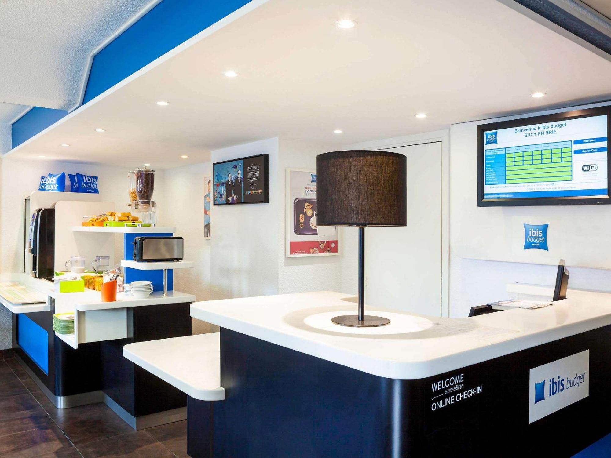 Ibis Budget Sucy En Brie Luaran gambar