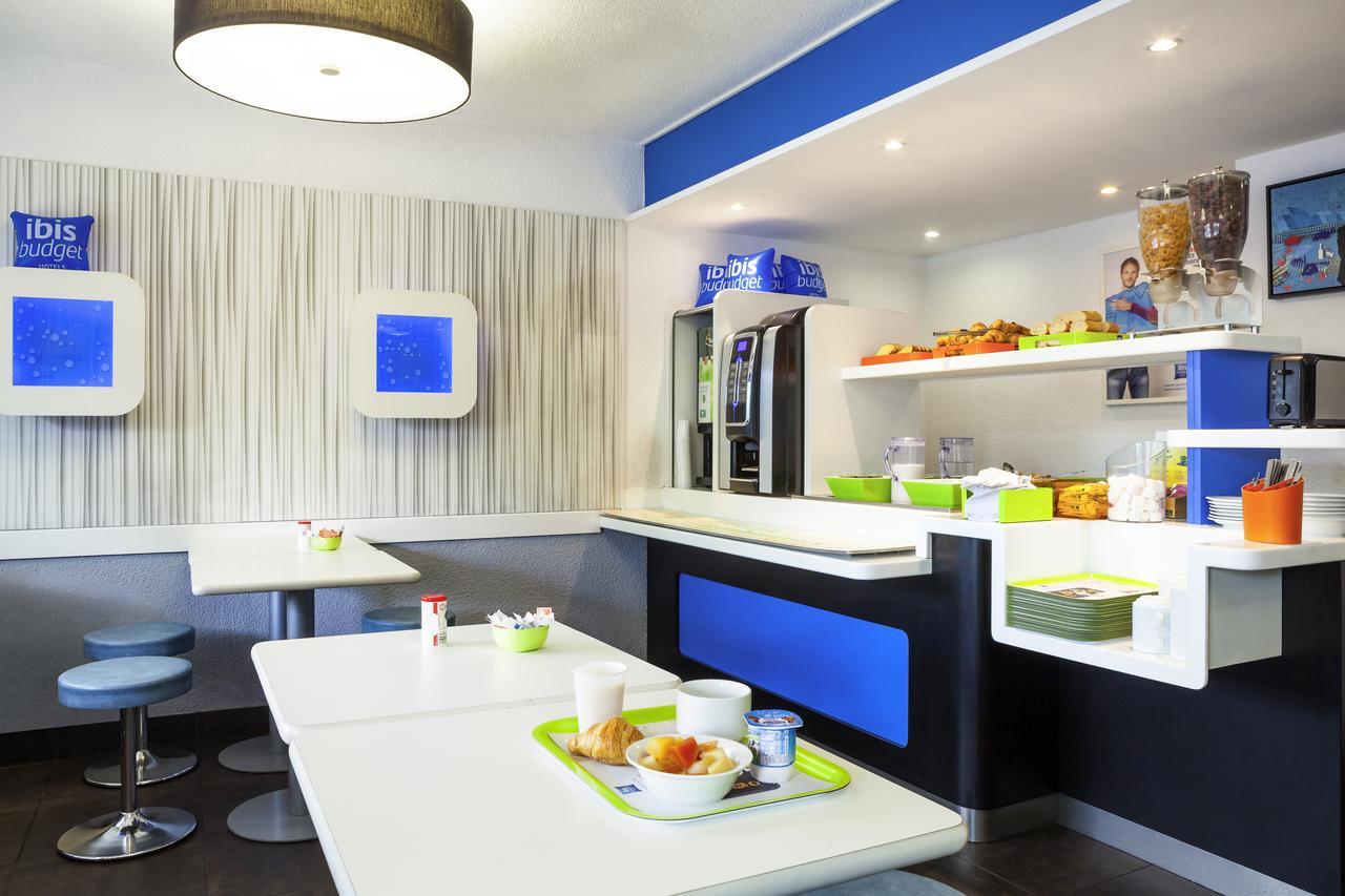 Ibis Budget Sucy En Brie Luaran gambar